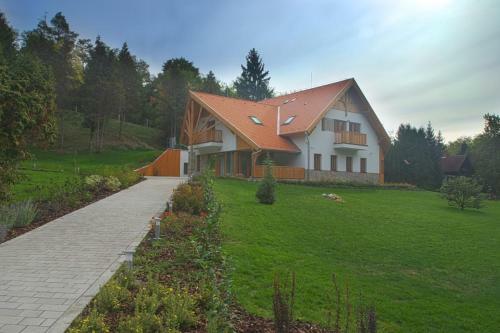 Hotel Alir�t Vad�szh�z
