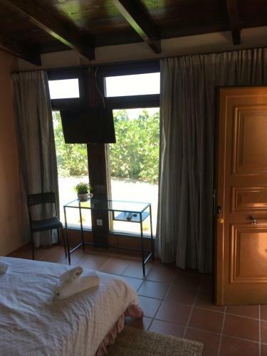 Airport And Beach Apartment