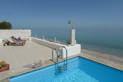 Apartamento Antorina Beachfront House With Pool