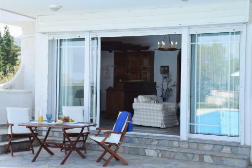 Apartamento Antorina Beachfront House With Pool
