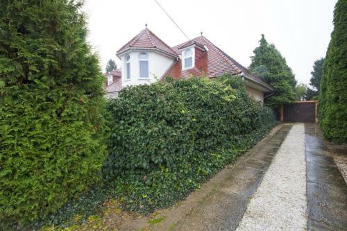 Bed & Breakfast Sungarden Vend�gh�z, �tterem, B�r