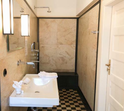 Hostal G�stehaus Am Lehnitzsee
