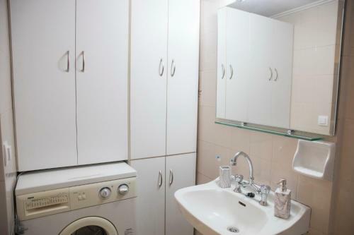 Spiri's House-deluxe Apartment In Kalabaka-meteora