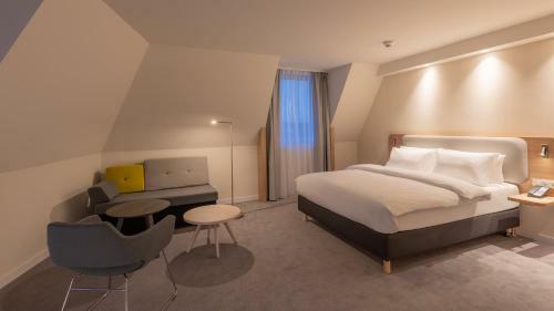 Holiday Inn Express & Suites - Potsdam, An Ihg Hotel