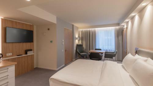 Holiday Inn Express & Suites - Potsdam, An Ihg Hotel