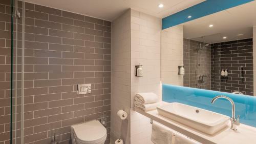 Holiday Inn Express & Suites - Potsdam, An Ihg Hotel