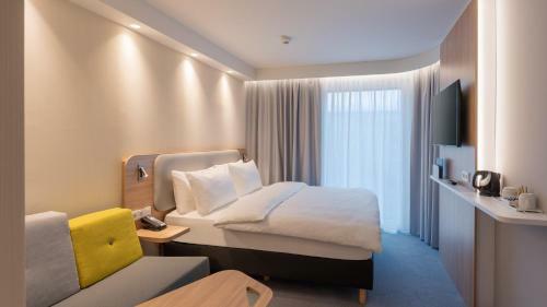 Holiday Inn Express & Suites - Potsdam, An Ihg Hotel