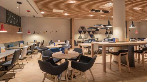 Holiday Inn Express & Suites - Potsdam, An Ihg Hotel