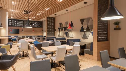 Holiday Inn Express & Suites - Potsdam, An Ihg Hotel