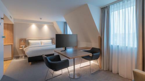 Holiday Inn Express & Suites - Potsdam, An Ihg Hotel