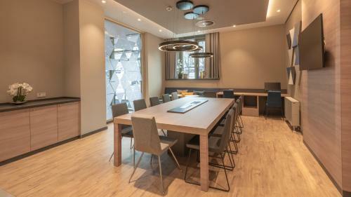 Holiday Inn Express & Suites - Potsdam, An Ihg Hotel