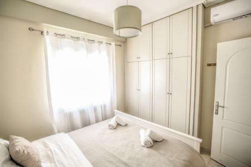 Grand Meteora Central Luxury Apartment