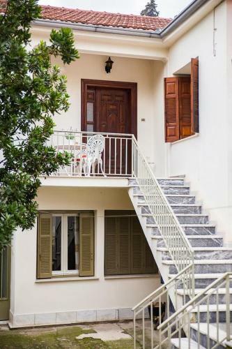 Apartamento Traditional Antique Deco House