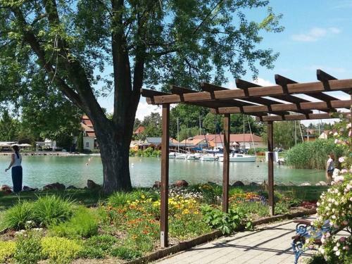 Holiday Home In Revf�l�p/balaton 36498