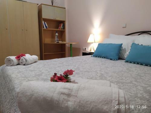 Summer Village House Popi