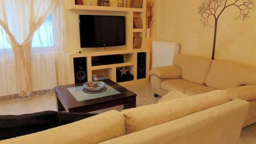 Summer Village House Popi