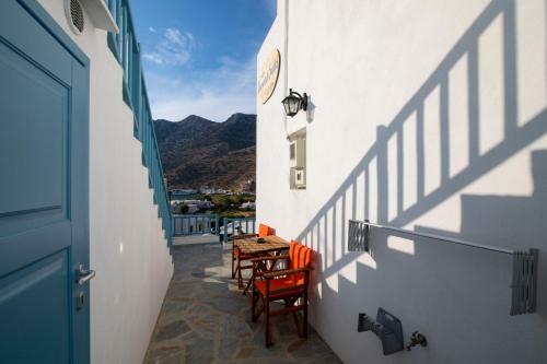Hotel Kamarado Studios