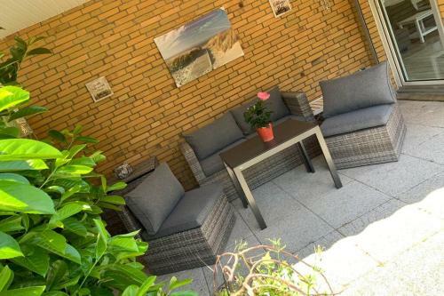 Near ?hamburg Summer Lounge? Cozy Sunny Green
