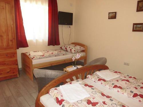 Hostal Napf�ny Apartman