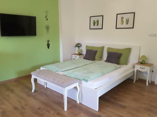 Hostal Eurovelo6 Stop
