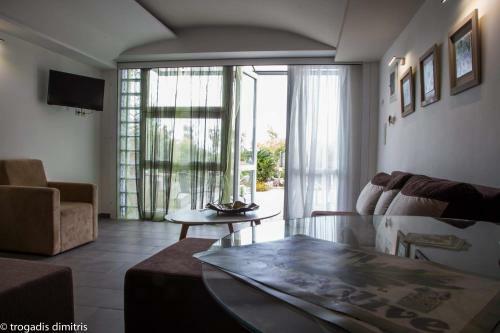 Apartamento Magical View Studios Asproneri, Kamena Vourla