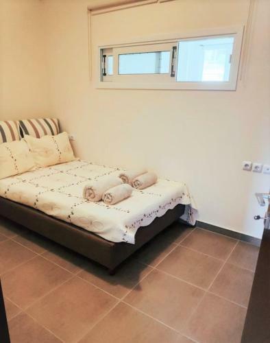 Samaras Apartments
