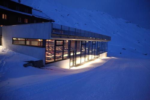 Hotel Adler
