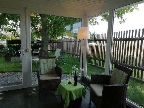 Kleiner Bungalow Im Gr�nen