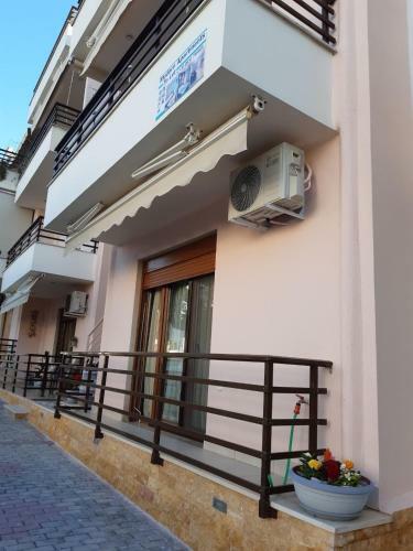 Modern Apartment Kallithea 2