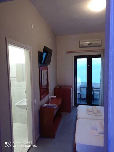 Hostal Gr Apartments Sea View