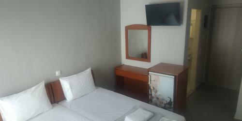 Hostal Gr Apartments Sea View