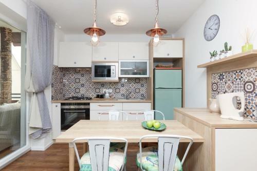 Mistral Holiday House