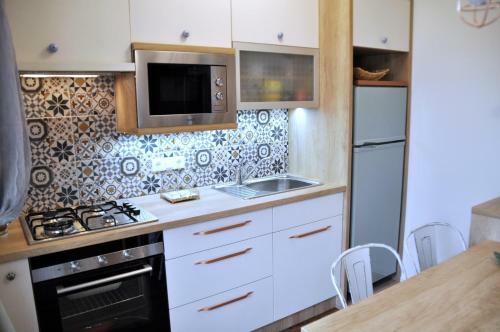 Mistral Holiday House