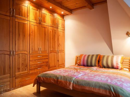 Moai Home Apartman S�rv�r
