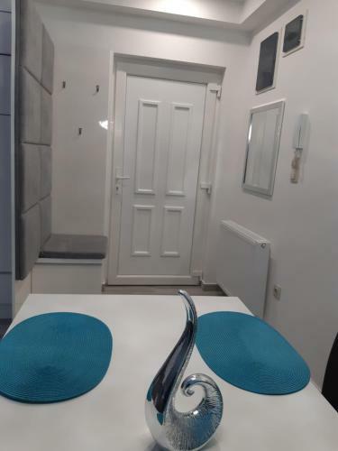 Dilara Apartman S�rv�r