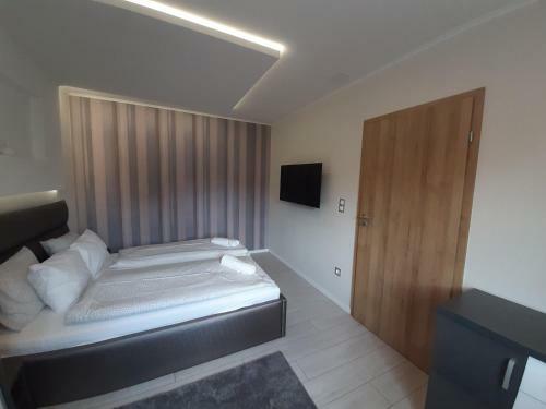Harmony Apartments S�rv�r
