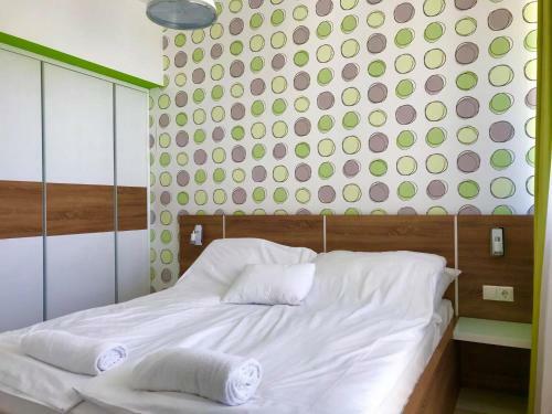 Rubin Eszter Apartman S�rv�r