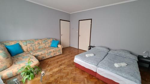 Vitorl�s Apartman