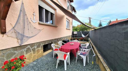 Vitorl�s Apartman