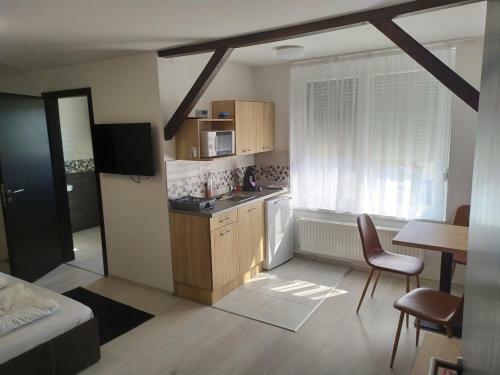 City Apartmanh�z