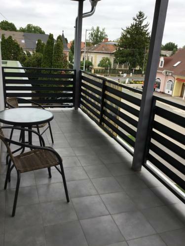 City Apartmanh�z