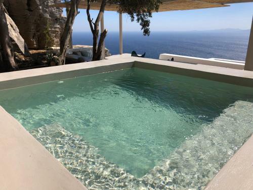Villa House In Kardiani