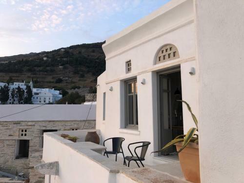 Villa House In Kardiani