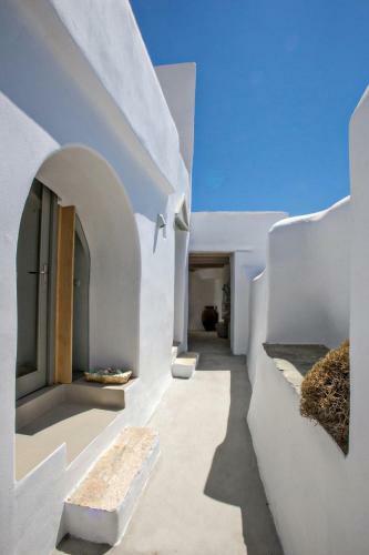 Villa House In Kardiani