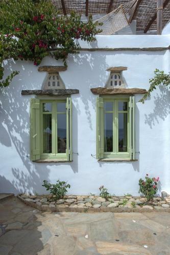 Elayio Houses