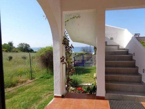 Villa Ananias House