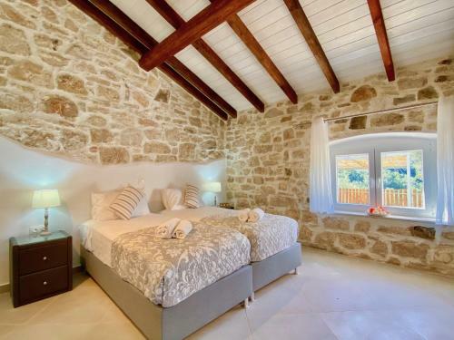 Luxury Villa Artemisia With Private Pool