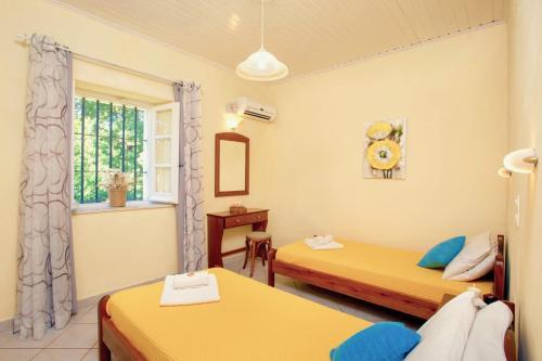 Villa Bouritsa With Private Pool