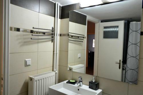 Central Kalamata Cozy Apartment