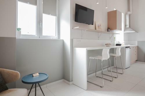 Stylish Studio Apartments-1878 House